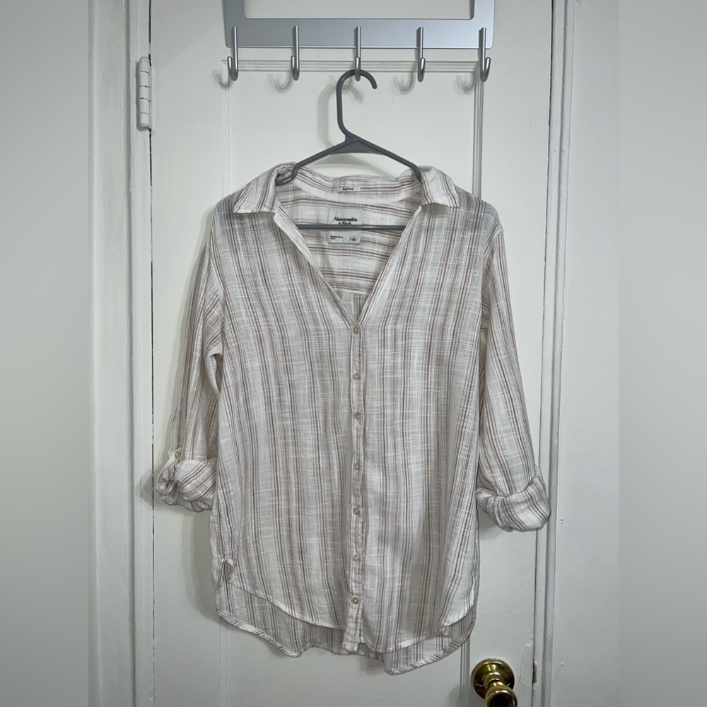 striped shirt